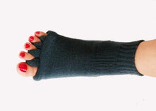Load image into Gallery viewer, Bunion Relief Toe Socks