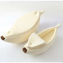 Load image into Gallery viewer, Banana Cat Bed